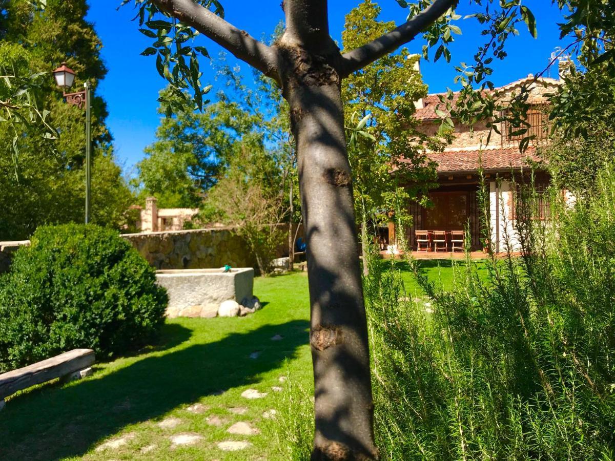 Saltus Alvus, Espectacular Conjunto Rural En Sotosalbos, 10Min De Segovia Guest House Eksteriør bilde